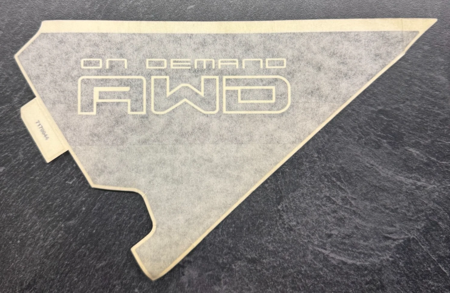 DECAL, SIDE, AWD, RH