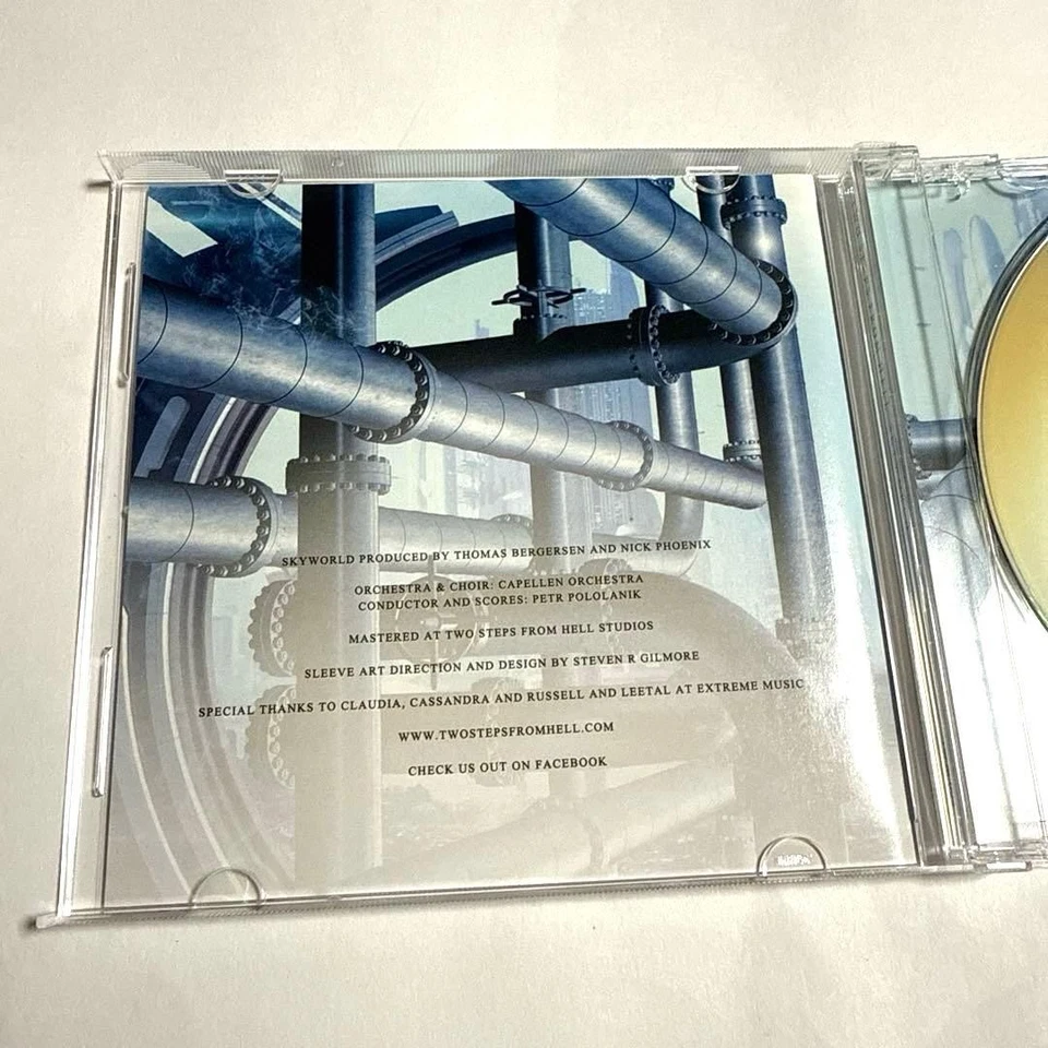 Album di importazione Two Steps From Hell Sky World CD in ottime condizioni - Immagine 4 di 4