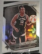 2025 Panini Prizm WNBA #111 Chelsea Gray Silver Prizm (Refractor)