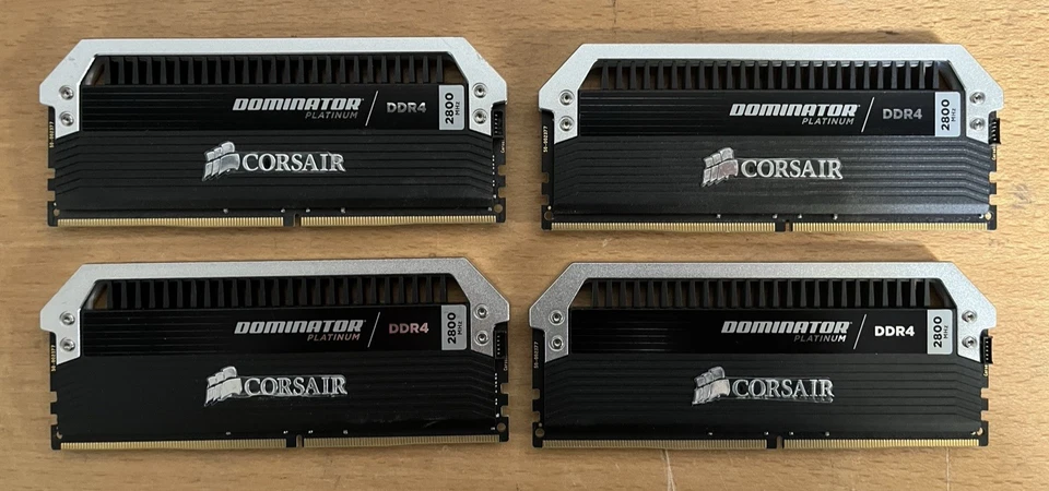Corsair Dominator Platinum DDR4 16GB 2800MHz RAM lot 4 - Image 3 of 4