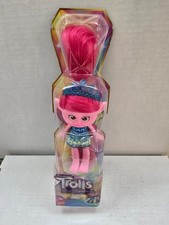 Trolls Band Together Trend Settin' Queen Poppy NIB Mattel Dreamworks-Box Damaged