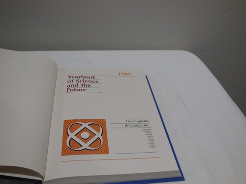 Encyclopedia Britannica Science and the Future Yearbooks - Pick a Year 1988-1990 - Picture 5 of 7