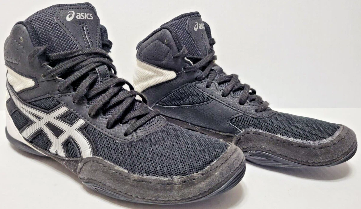 Boys wrestling shoes sales size 6