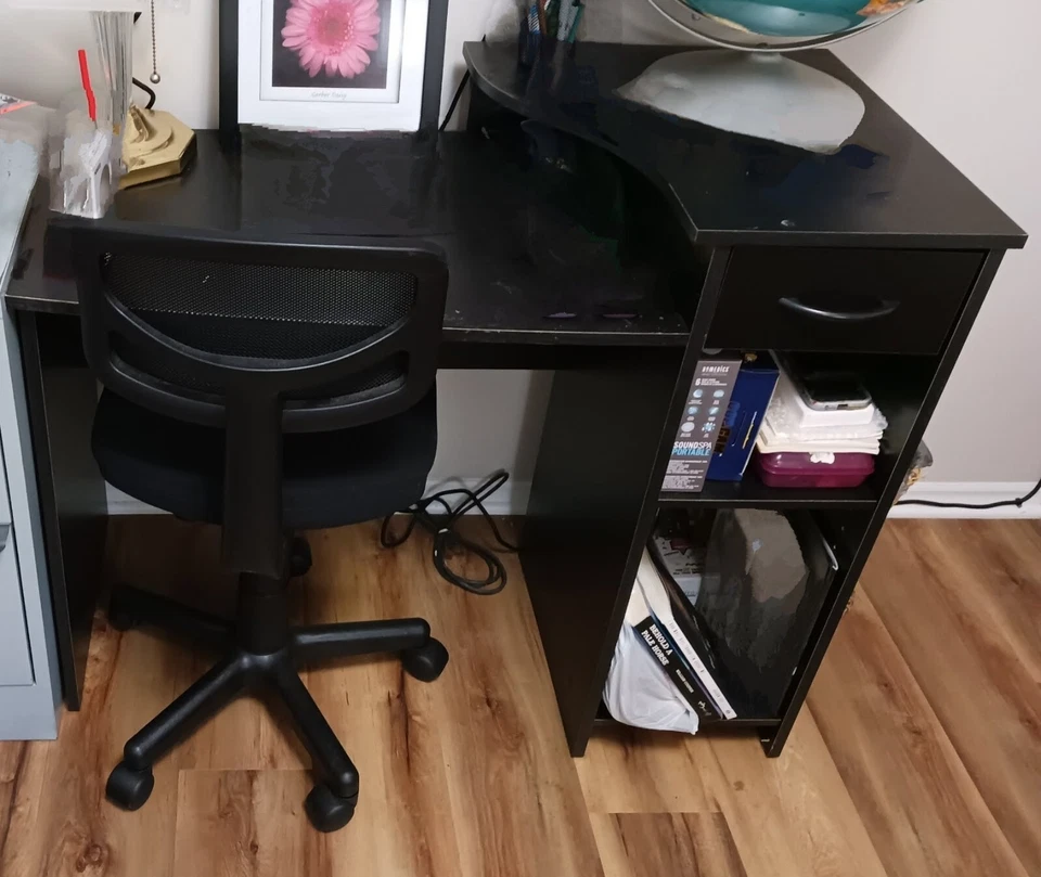 Estación de trabajo de escritorio para computadora con 1 cajón y 2 estantes - negra - ¡Solo escritorio! Foto 3 de 3