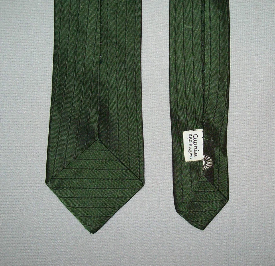 Antigua corbata vintage años 50 60 excelente retro verde rayón patrón acanalado vertical Foto 3 de 4