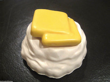 FISHER PRICE FOOD WHIPPED MASHED POTATOES  BUTTER PAT   RARE REPLACEMENT PIECE