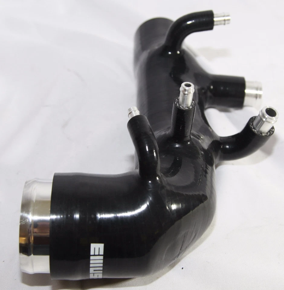 EMUSA Silicone Turbo Inlet for 2002-2007 Subaru Impreza WRX/STI BLACK - Изображение 3 из 4