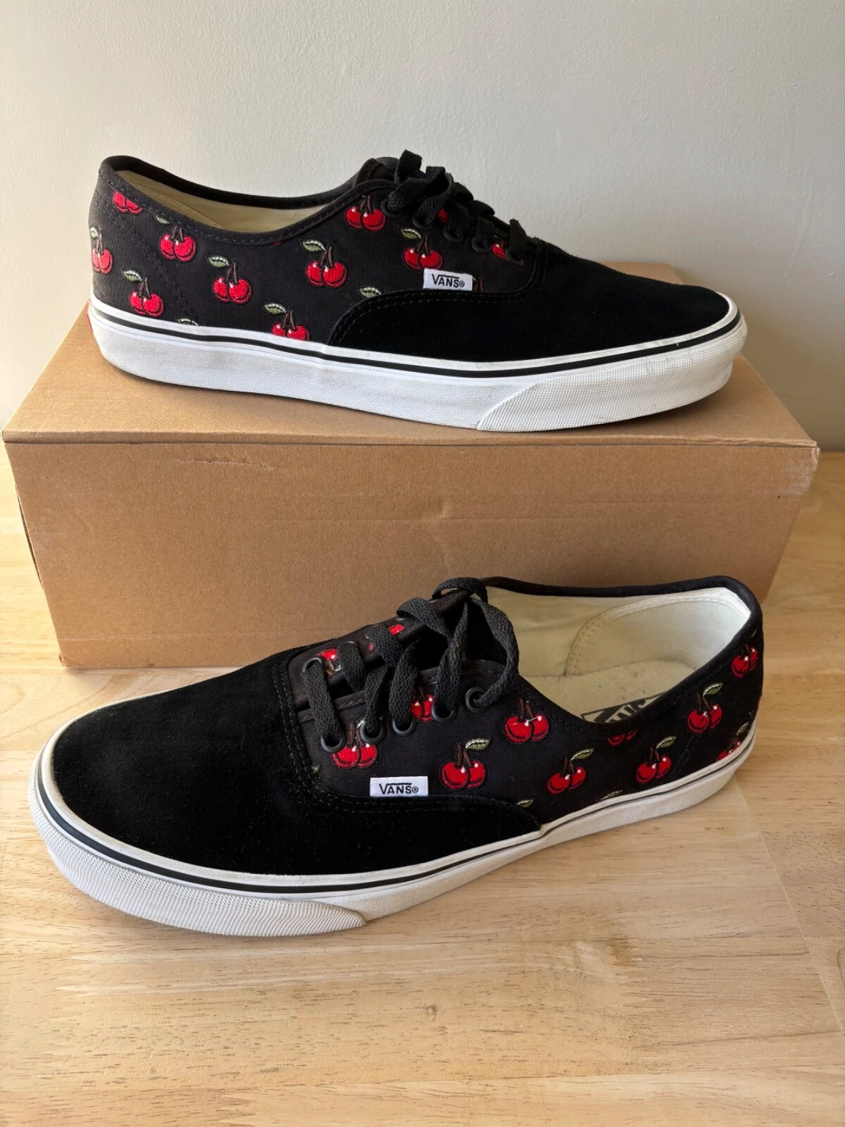 Scarpe da skate Vans autentiche ciliegie tela ciliegia scamoscio nere taglia UK 11