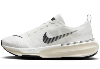 Women s Nike ZoomX Invincible Run white/coconut milk/black Size 9