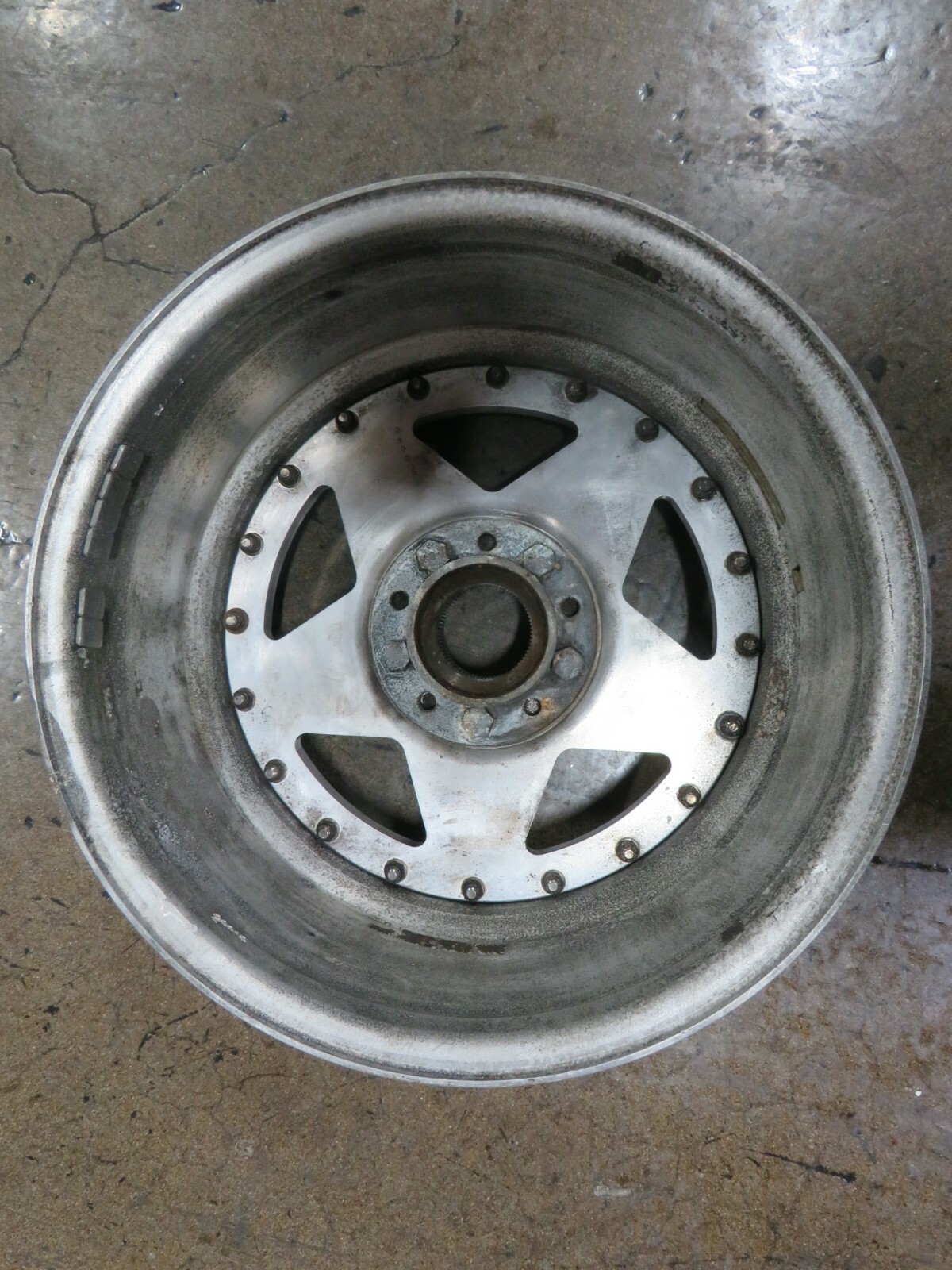 Ferrari Testarossa, Wheel, 3 Piece w/ Knock Off Adapter, Aftermarket