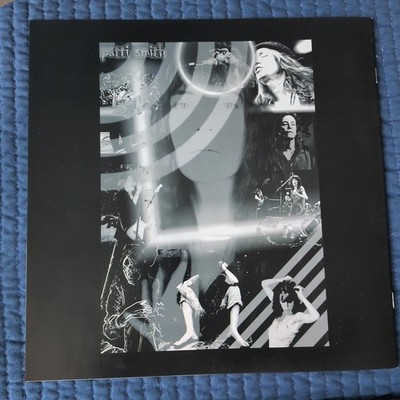 Patti Smith A Farewell to CBGB 限定版 Patti Smith - A Farewell To CBGB Vinyl Record Set. 4LP + Booklet