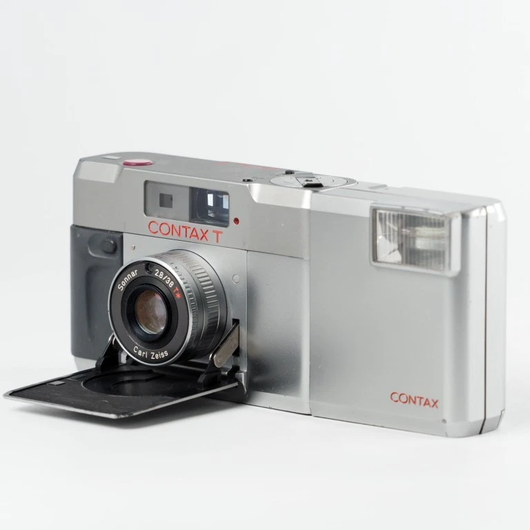 Contax T 35mm Film Camera Sonnar T* 38mm F2.8 Messa a fuoco manuale... - Immagine 2 di 4