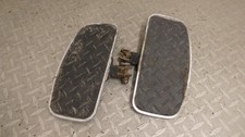 1997 SUZUKI Marauder VZ 800 W front foot rests, floorboards (left & right)