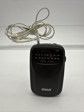 Vtg RCA RP-1610B Portable AM/FM Radio Belt Clip W/Apple Wired Headphones Works