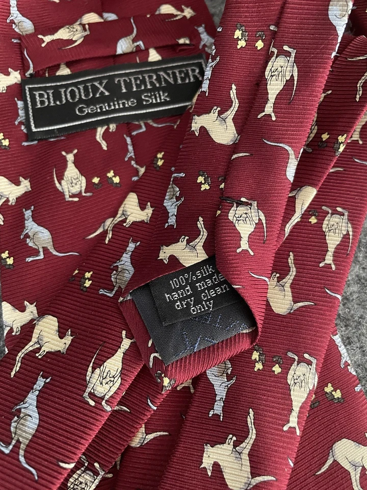 Tema canguro de seda vintage Bijoux Terner (10) Foto 4 de 4