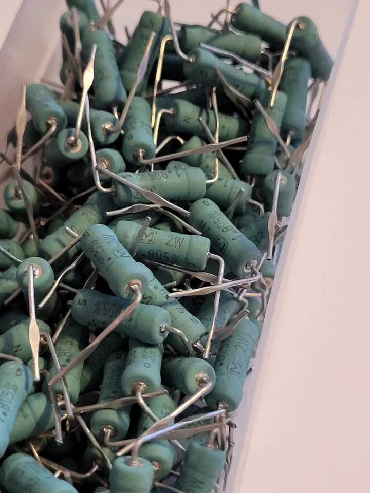 20 pcs Matsushita Power Resistors 1.8 Ohm 5% 2W  - Image 2 of 4