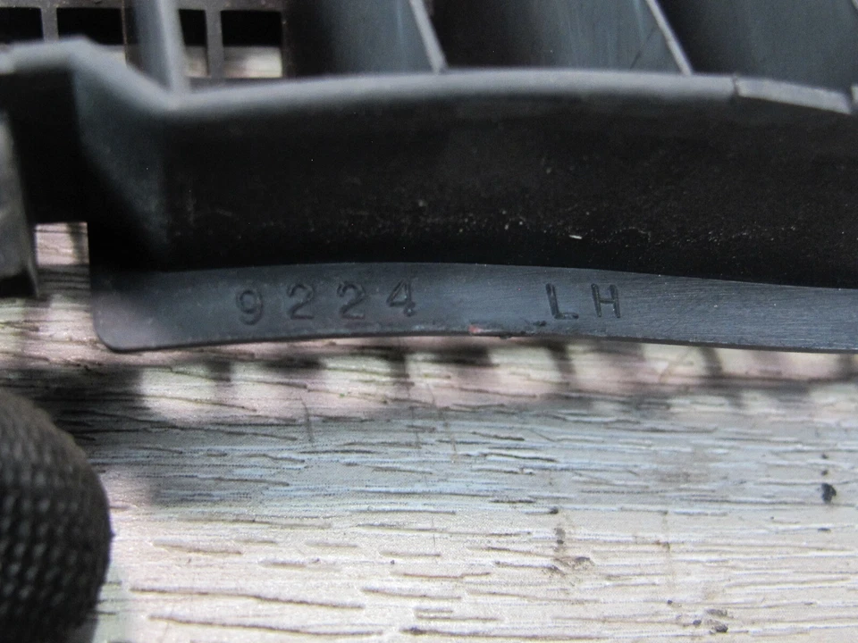 91-99 DODGE STEALTH 3000GT LIMPIAPARABRISAS CAPÓ VENTILACIÓN PANEL REJILLA CONJUNTO OEM Foto 3 de 4