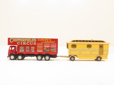 Miniature Corgi Chipperfields 97888 - Camion Foden Avec Caravane - Occasion
