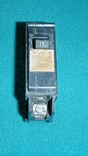 CROUSE HINDS 15 AMP TYPE MP-C SINGLE POLE CIRCUIT BREAKER 120/240 VAC