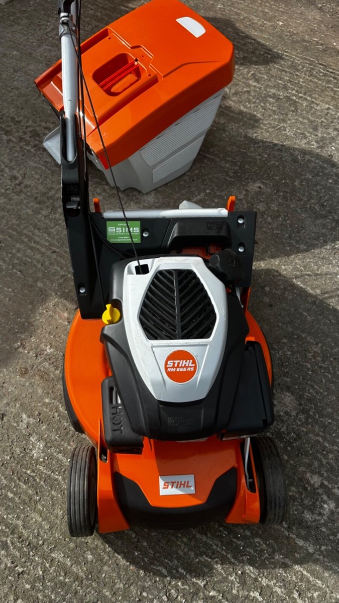 Stihl RM655 RS Self Propelled Roller Petrol Lawn Mower UK