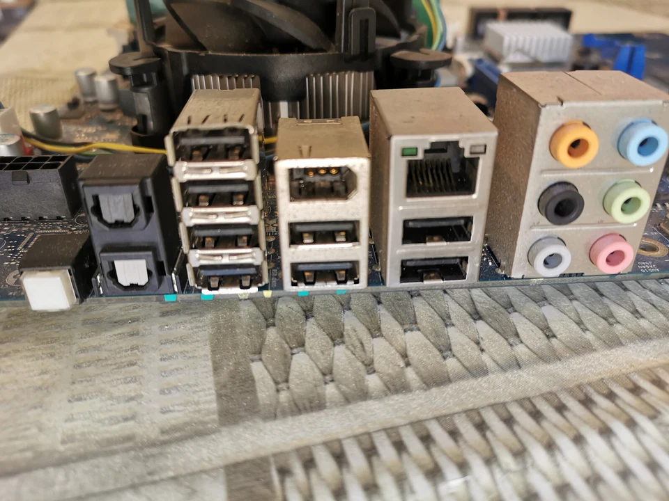 Mainboard INTEL DP55WG Socket LGA 1156 + Porcessore i7-860 SLBJJ 2.80 GHZ - Immagine 4 di 4