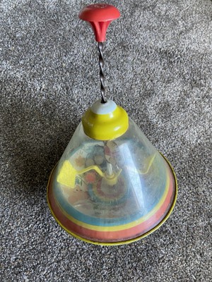 VINTAGE Disney ''Winnie the Pooh'' Spinning Top Toy OHIO ART, Patent #3084478 1965