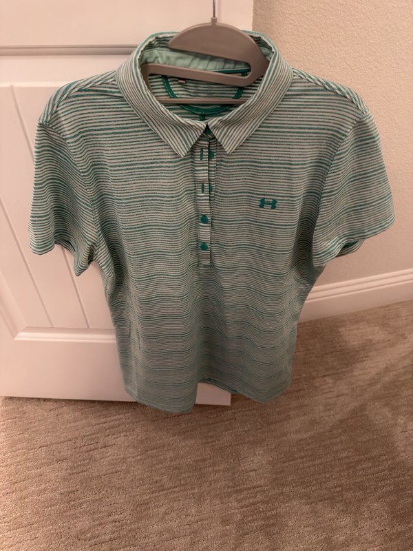 Under Armour Golf Shirt. Women’s Large.
