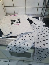 Grauer "Herze" Nicki Schlafanzug - Gr.134/140 - neuwertig