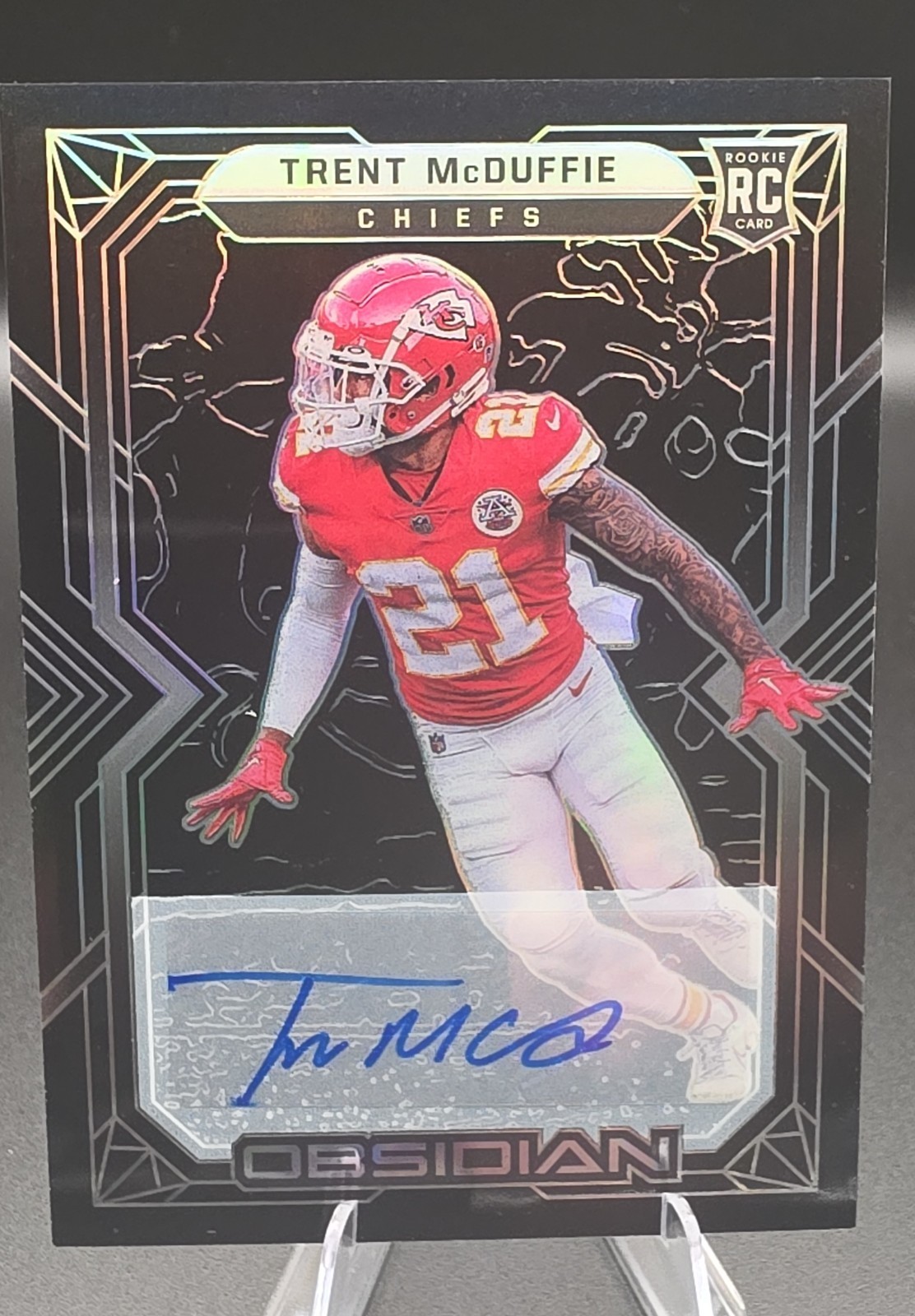 2022 Panini Obsidian - Rookies Trent McDuffie #149 Autographs /199 (AU, RC)