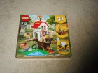 LEGO CREATOR 3IN 1 TREEHOUSE TREASURES 31078..**SEALED**NEW**FREE SHIPPING**