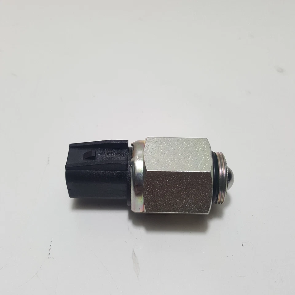 INTERRUTTORE LUCE RETROMARCIA FORD C-MAX - FOCUS - MONDEO PER 1087523 - Imagen 4 de 4