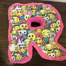 Almohada Justice Letter Initial “R” Rosa Imitación Piel y Emoji Estampado Unicornio