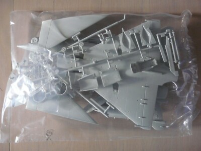 Dassault Mirage 2000C Revell 03813