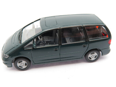 313HO /187 - Wiking H0 2994022 - Ford Galaxy dunkelgrün - top