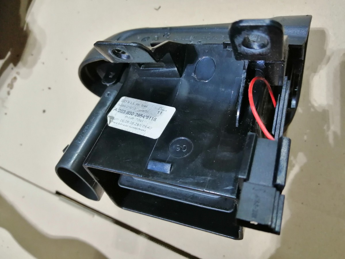 Original Mercedes W203 Air Vent Air Bag Ventilation Left 