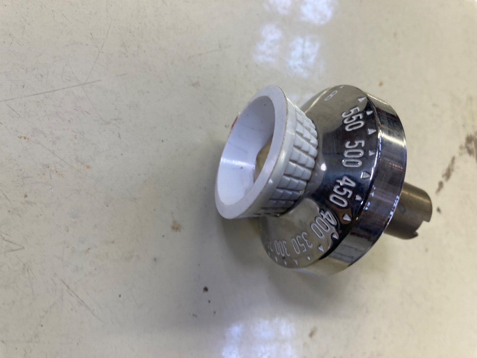 Antique "Universal" Gas Range Oven Thermostat Knob