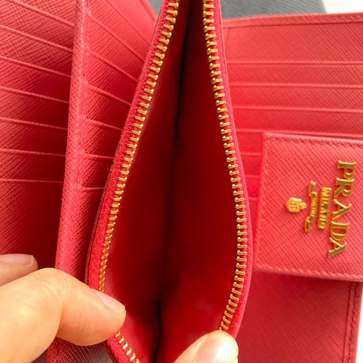 PRADA Saffiano Leather Wallet Gold Metal Logo Snap Closure 9.5x16cm Mint Condit thumbnail 16