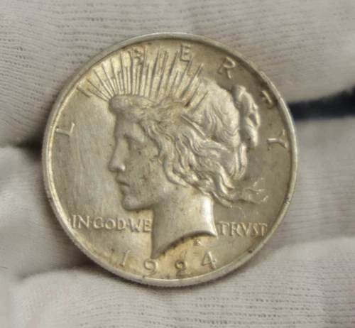 1924 US Peace Silver Dollar $1 AU (Cleaned)