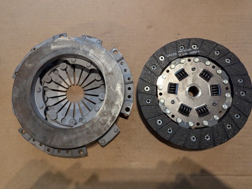 Porsche 914 215mm Sachs Pressure Plate (USED) and Clutch Disc (NEW) Kit - Picture 3 of 3