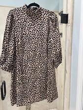 Ann Taylor Mixed Heart Mock Heart Print  Dress Size M Black & Tan $179