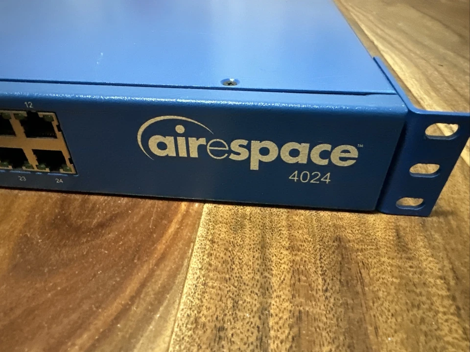 Cisco Airespace 4024 Power Over Ethernet Unit 4024P 120-240VAC 50/60Hz 1000Base- - Image 2 of 4