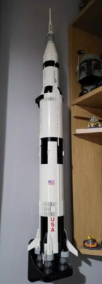 Vertical Wall Mount for Lego NASA Apollo Saturn V 92176 - 3d Printed