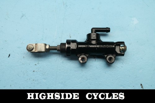 992 09-11 SUZUKI GSXR1000 REAR WHEEL BACK BRAKE MASTER CYLINDER