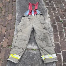 Globe Firefighters Pants Men 46x34 Turnouts Bunker Gear PPE GX 7 Suspenders Bib
