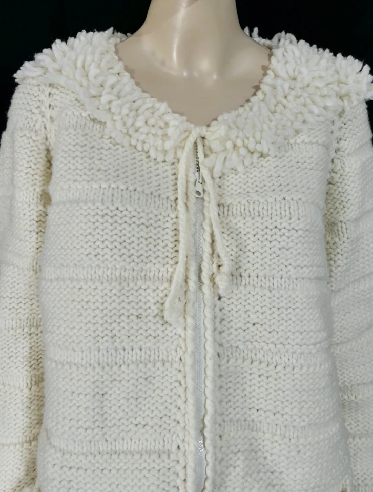 Suéter Chaqueta Ecuador Vintage Años 70 Mod Hippy Blanco Flecos Lavado a Máquina M/L Foto 4 de 4