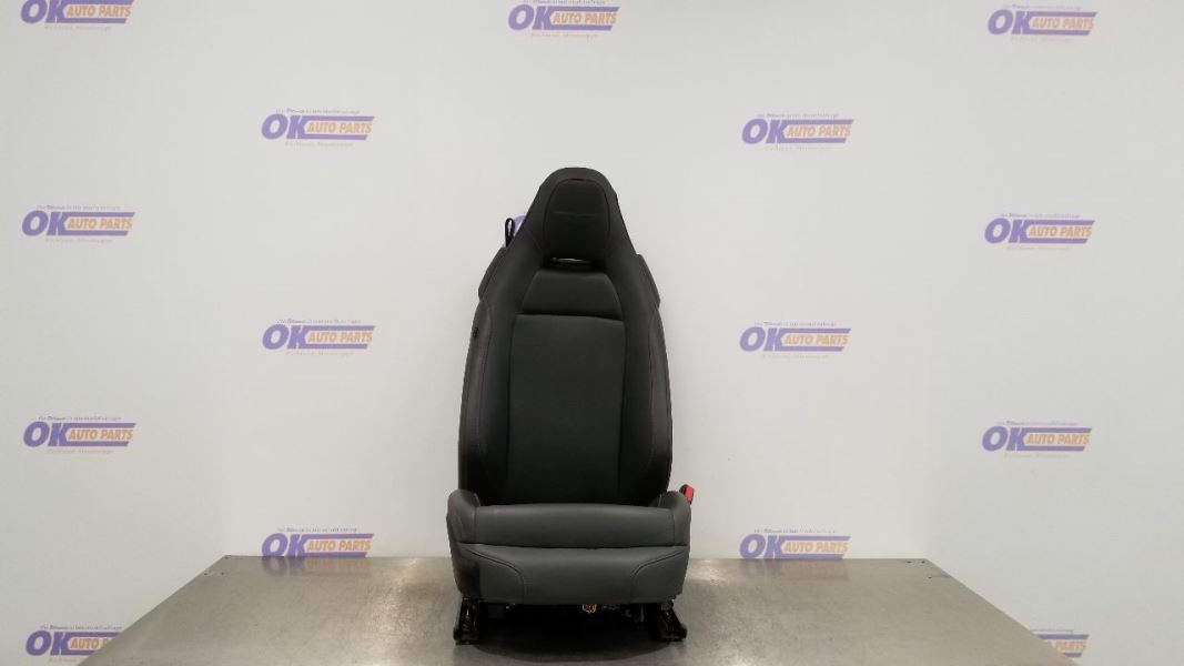 Aston Martin Vantage RIGHT Seat