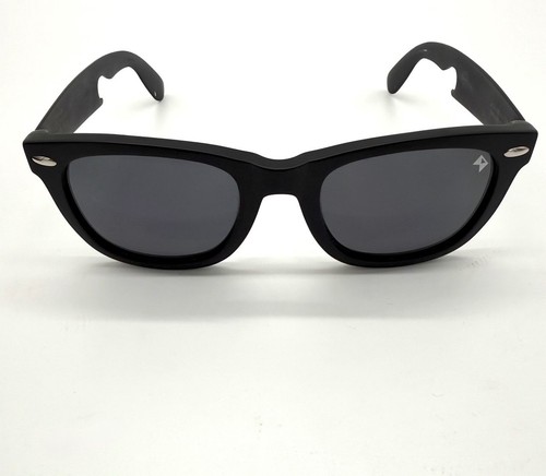 William Painter The Hook Polarized Sunglasses Black Titanium WF-01 Complete Set