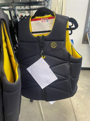  Black/Yellow Hyperlite NCGA Riot vest (XL)
