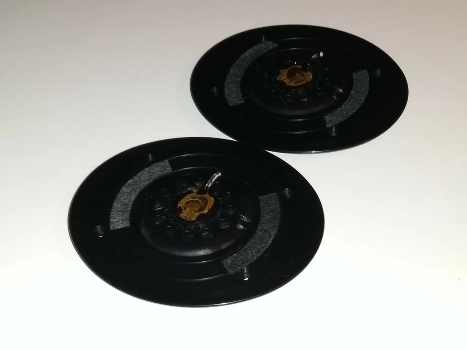 Dos altavoces para auriculares Roland RH-50 excelente estado de funcionamiento y estético Foto 4 de 4