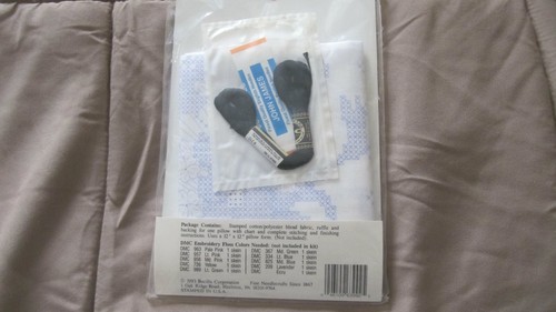 1993 BUCILLIA special edition STAMPED PILLOW FAN #63992 KIT NIP - Picture 3 of 4